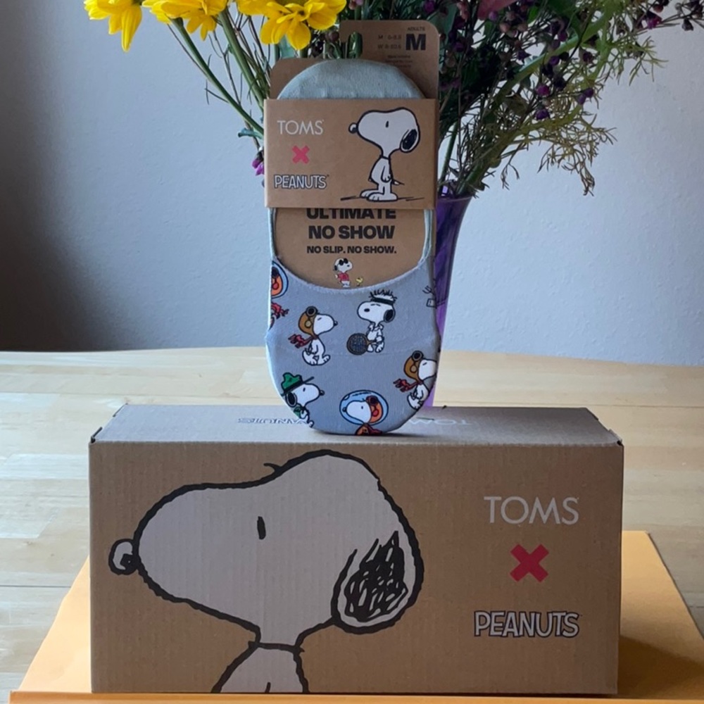🐾 TOMS X PEANUTS ALPARGATA SHOE BUNDLE 🐾 NWT 🐾 - Picture 14 of 15